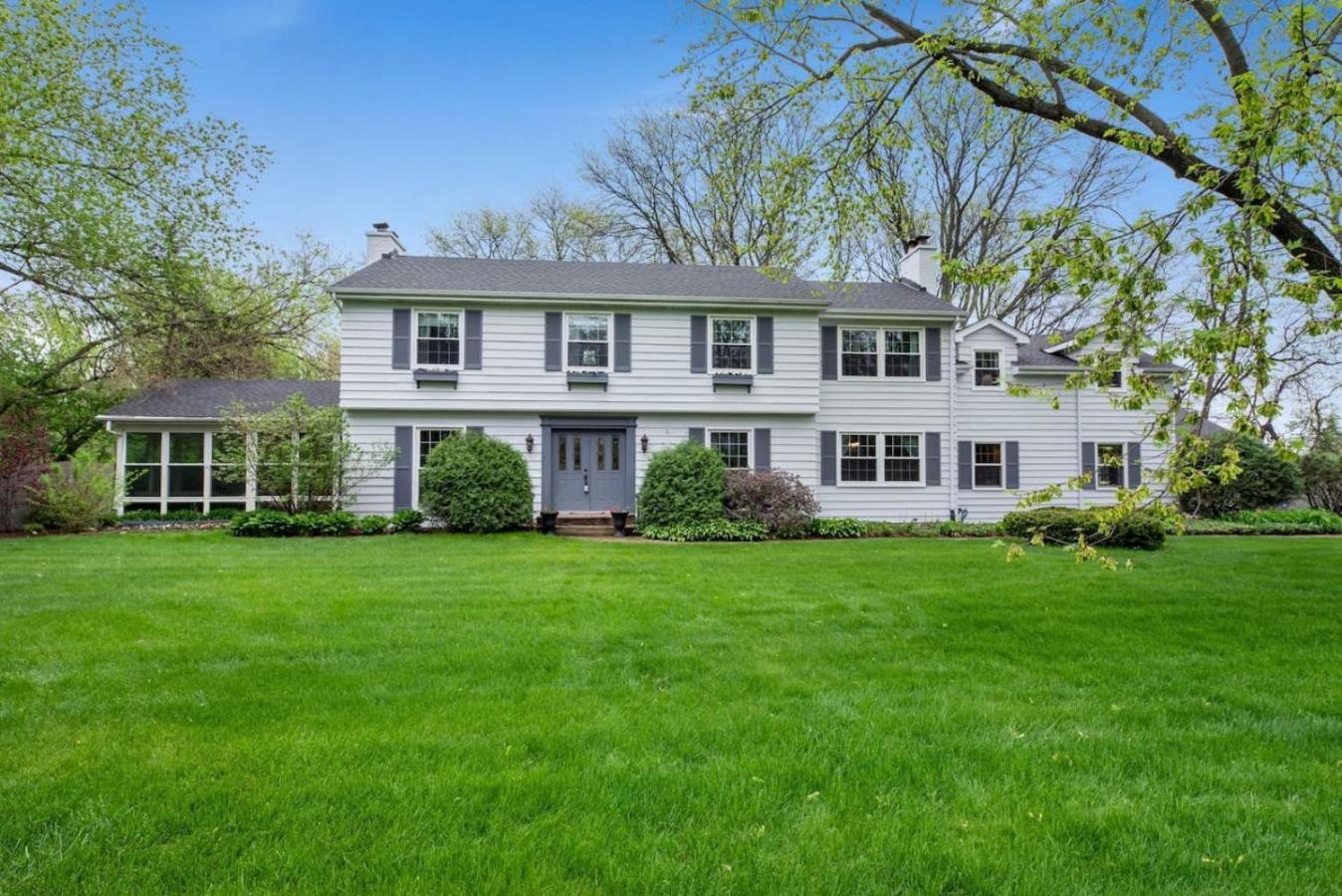 Spacious, Luxury Renovated Home With 4 Kings, Firepit Glen Ellyn Exterior foto