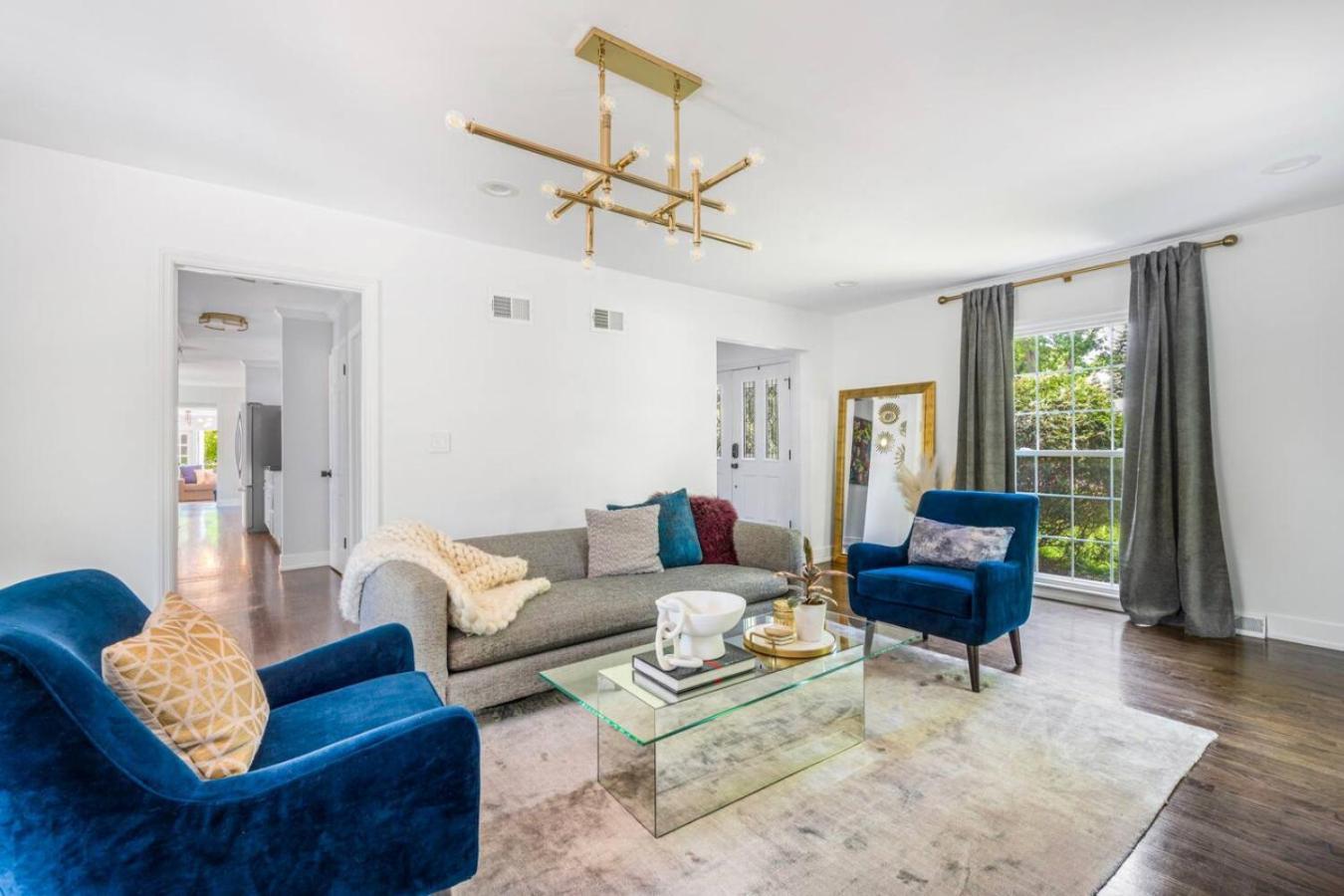 Spacious, Luxury Renovated Home With 4 Kings, Firepit Glen Ellyn Exterior foto